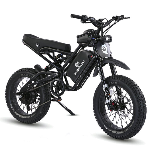 GhostCat F4X Blackout, front three-quarter view
